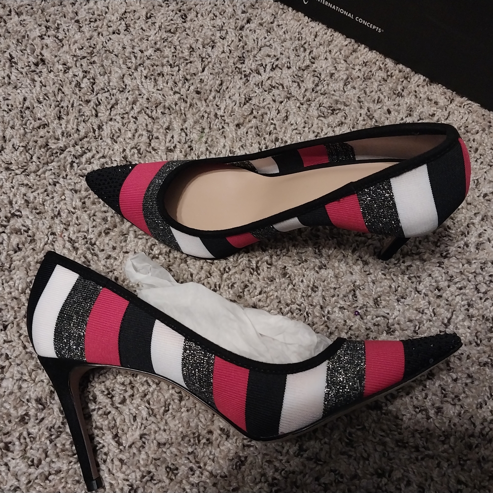 Stylish Striped Heels - Black, White, Silver, Red